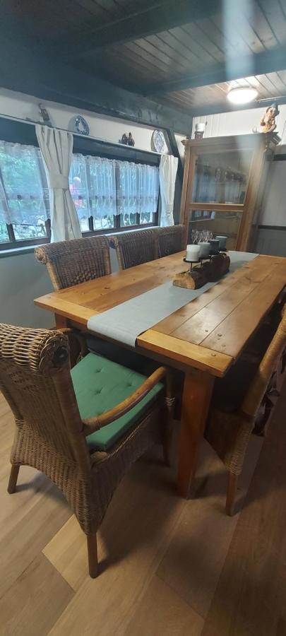 'T boshuisje Opglabbeek Buitenkant foto
